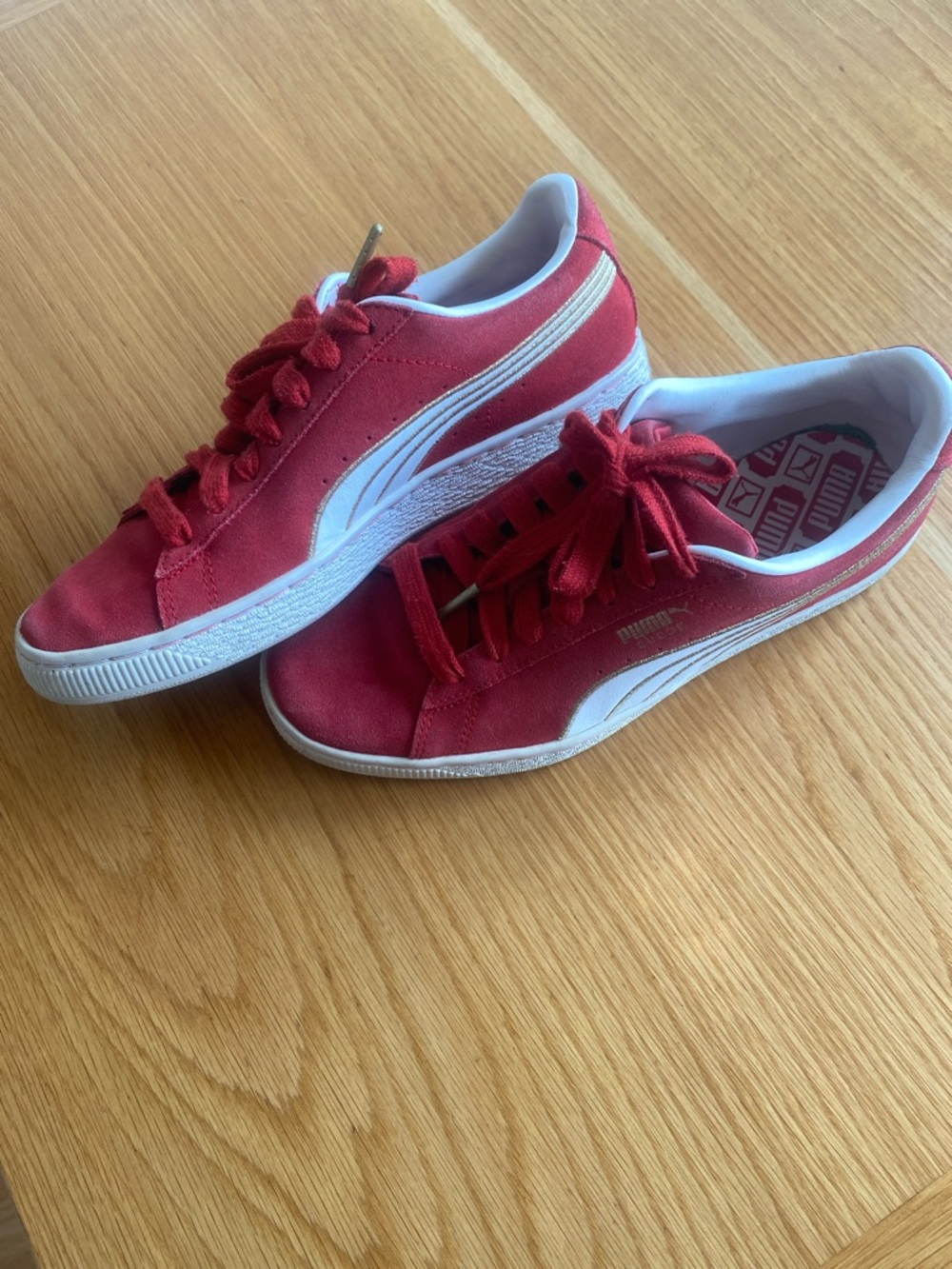 PUMA Red Suede Sneakers SZ 38 EUR